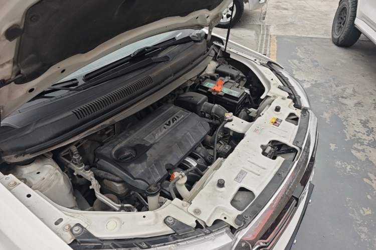 Used Haval H1 2016 Blue Label 1.5L AMT Urban Model Engine Bay