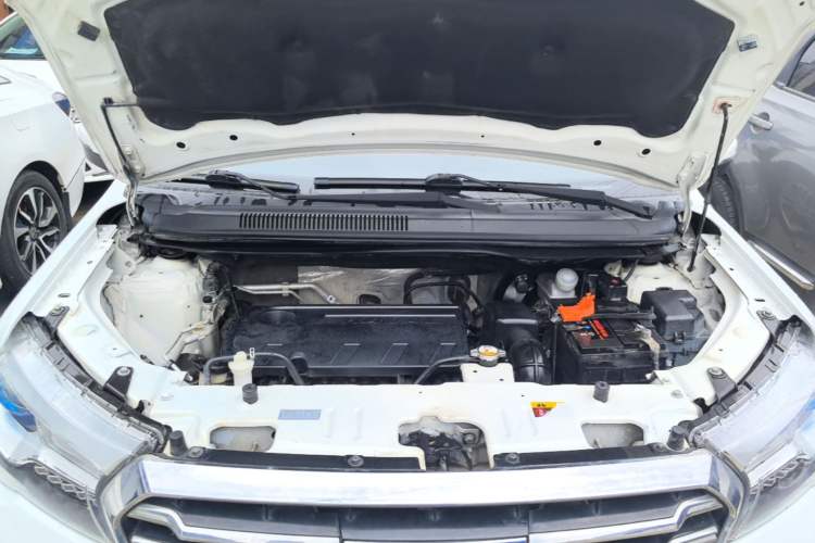 Used Haval H1 2016 Revised Version Blue Badge 1.5L AMT Comfort Edition Engine Bay
