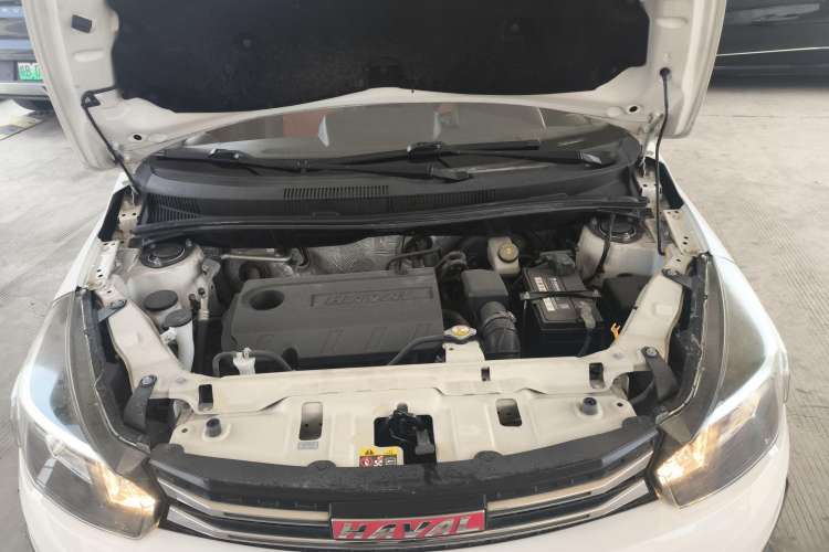 Used Haval H1 2016 Red Label 1.5L Manual Luxury Model Engine Bay