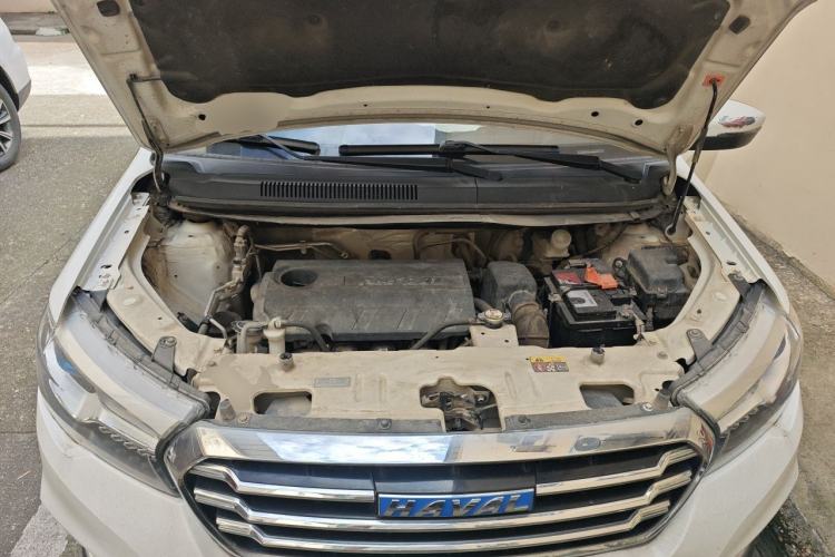 Used Haval H1 2016 Blue Label 1.5L Manual Luxury Model Engine Bay