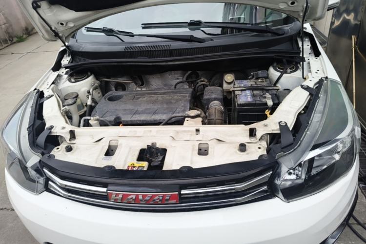 Used Haval H1 2016 Red-Label 1.5L AMT Luxury Model Engine Bay