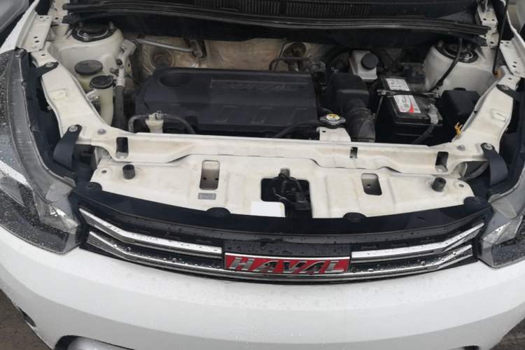 Used Haval H1 2016 Red Label 1.5L Manual Luxury Model Engine Bay