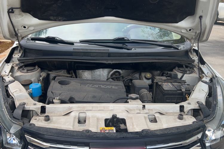 Used Haval H1 2016 Red Label 1.5L AMT Comfort Model Engine Bay