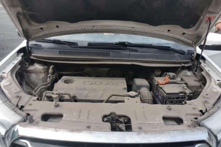 Used Haval H1 2016 Blue Label 1.5L AMT Urban Model Engine Bay