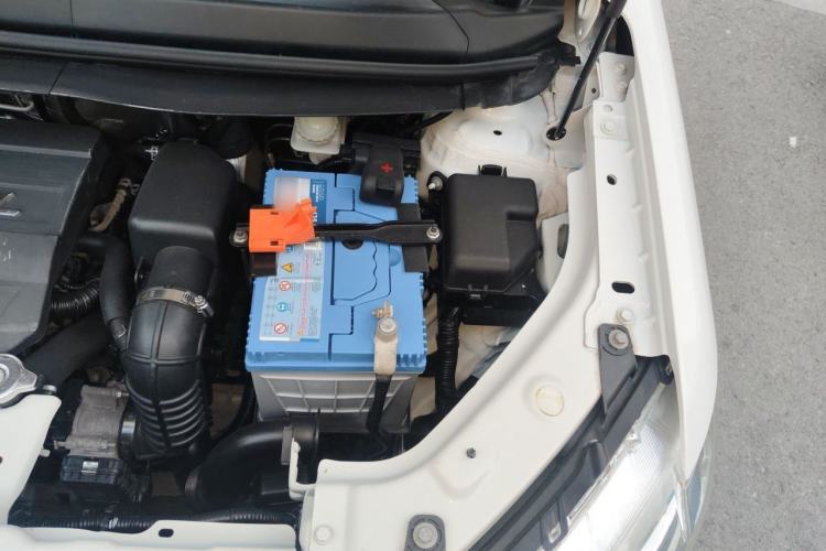 Used Haval H1 2016 Blue Label 1.5L AMT Luxury Model Engine Bay Left