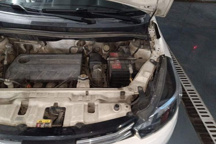 Used Haval H1 2016 Red-Label 1.5L AMT Luxury Model Engine Bay Left