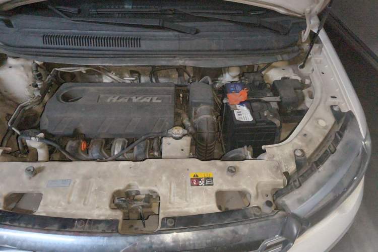 Used Haval H1 2016 Blue Label 1.5L AMT Urban Model Engine Bay Left