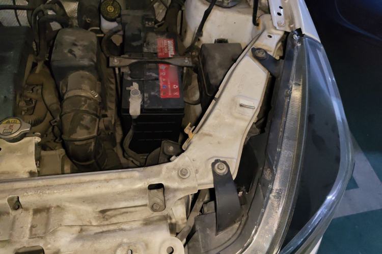 Used Haval H1 2016 Red Label 1.5L Manual Comfort Edition Engine Bay Left