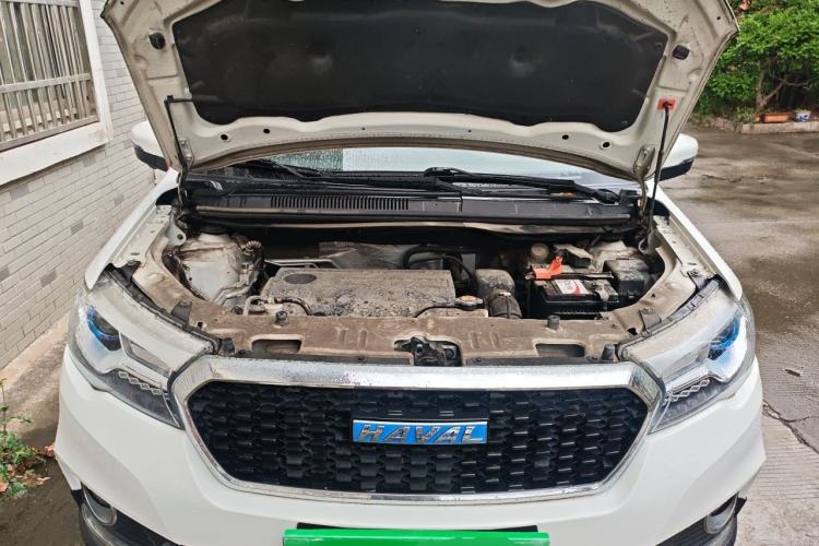 Used Haval H1 2016 Revised Version Blue Badge 1.5L AMT Luxury Edition Engine Bay