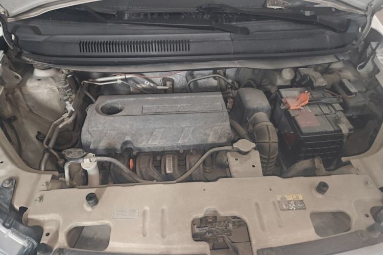Used Haval H1 2016 Revised Version Blue Badge 1.5L AMT Luxury Edition Engine Bay