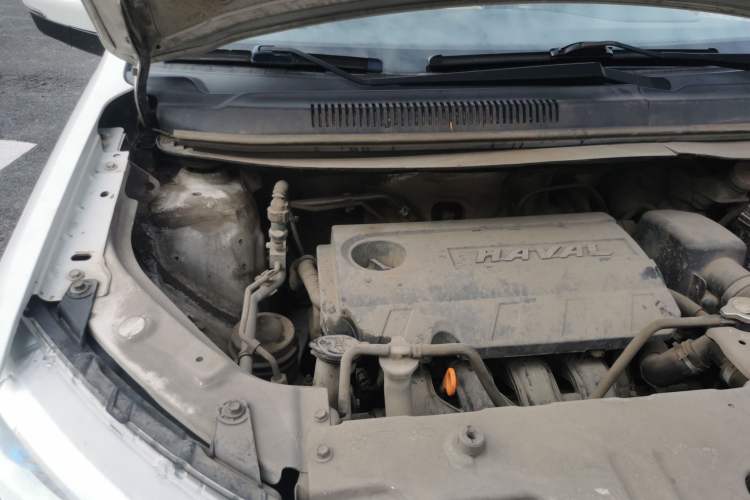 Used Haval H1 2016 Blue Label 1.5L AMT Urban Model Engine Bay Right