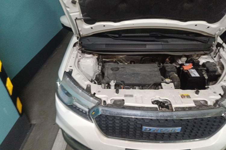 Used Haval H1 2016 Revised Version Blue Badge 1.5L AMT Luxury Edition Engine Bay Right