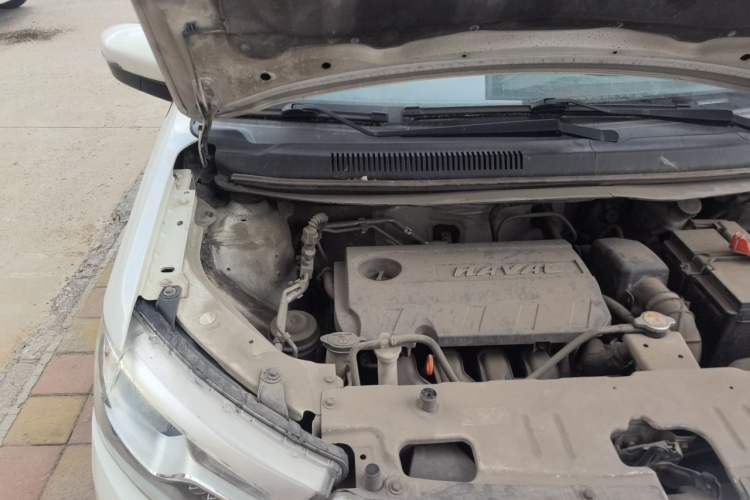 Used Haval H1 2016 Blue Label 1.5L Manual Urban Model Engine Bay Right