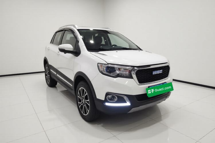 Used Haval H1 2016 Revised Version Blue Badge 1.5L AMT Luxury Edition Exterior 2