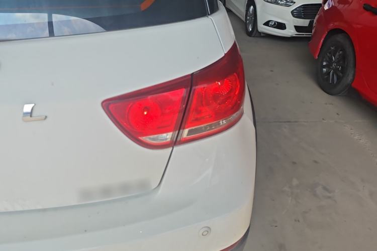 Used Haval H1 2016 Red Label 1.5L AMT Comfort Model Exterior 3