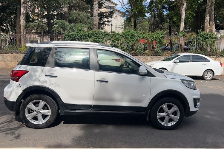 Used Haval H1 2016 Red Label 1.5L AMT Comfort Model Exterior 3