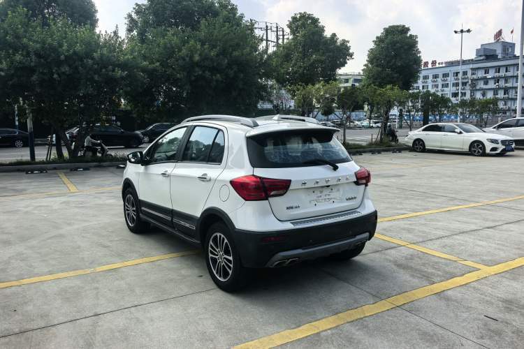 Used Haval H1 2016 Blue Label 1.5L AMT Luxury Model Exterior 3