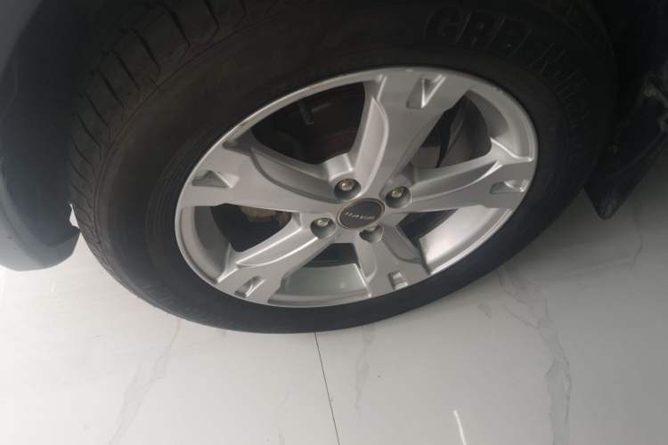 Used Haval H1 2016 Red Label 1.5L AMT Comfort Model Exterior 4