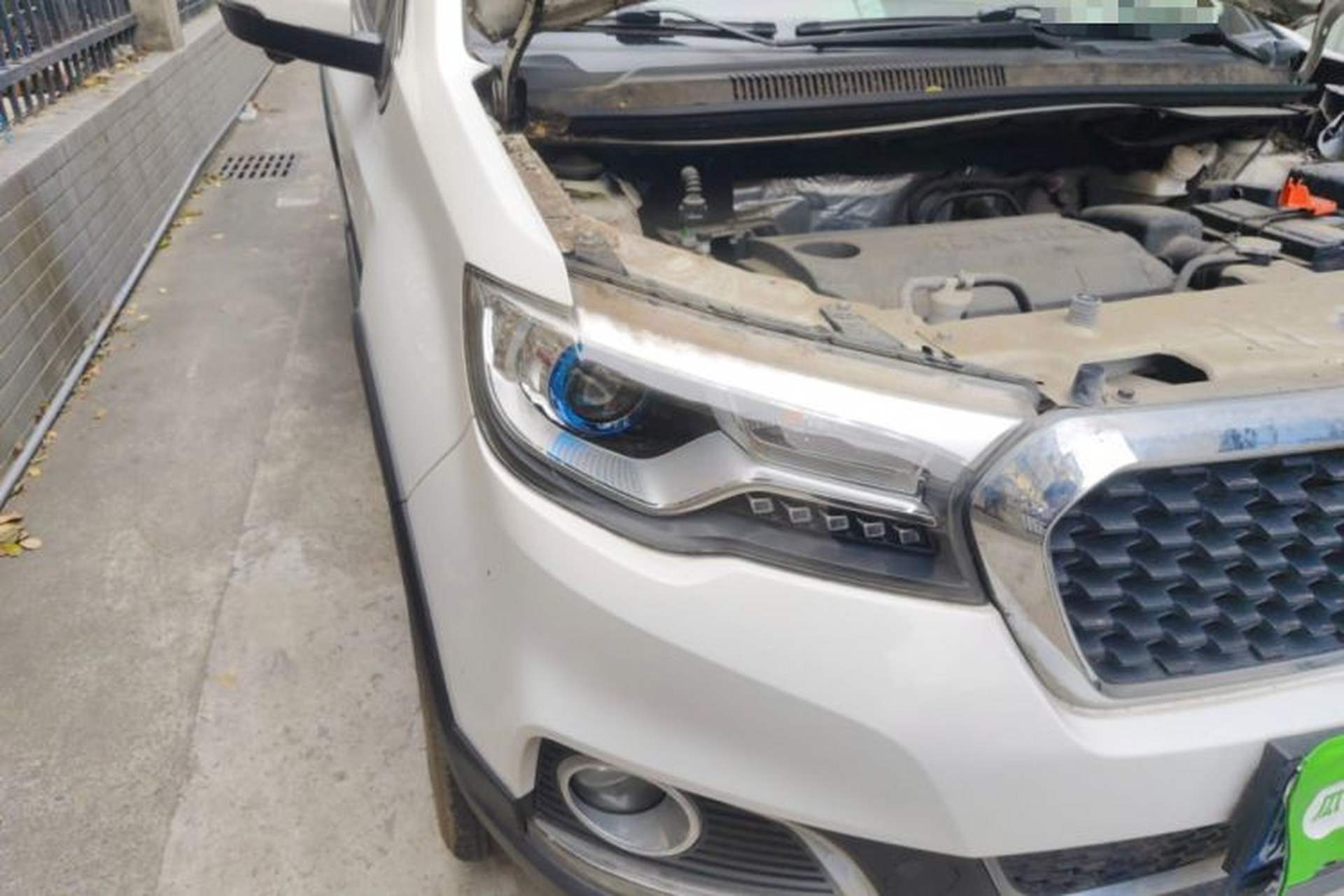 Used Haval H1 2016 Revised Version Blue Badge 1.5L Manual Luxury Edition Exterior 6