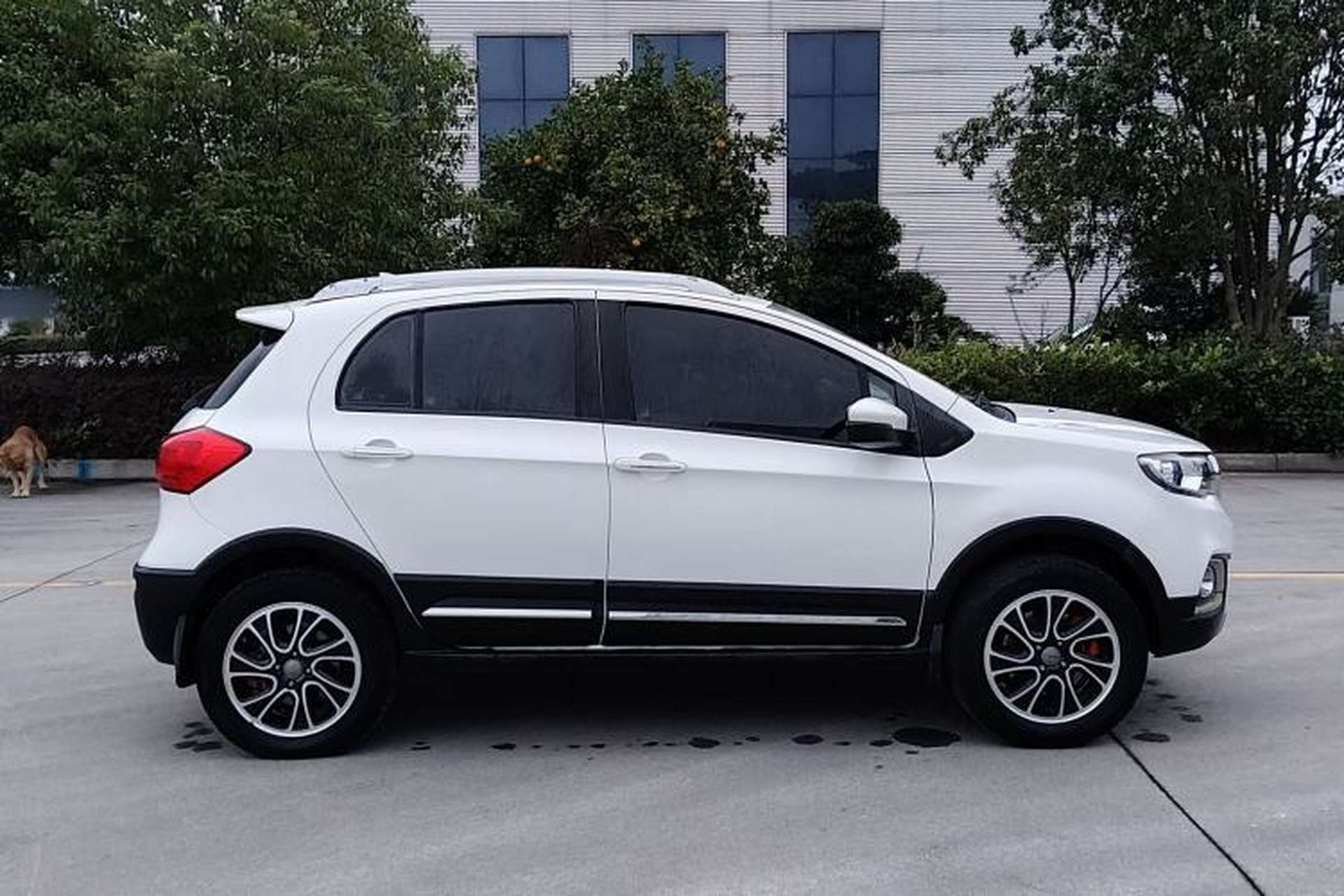 Used Haval H1 2016 Revised Version Blue Badge 1.5L Manual Comfort Edition Exterior 7