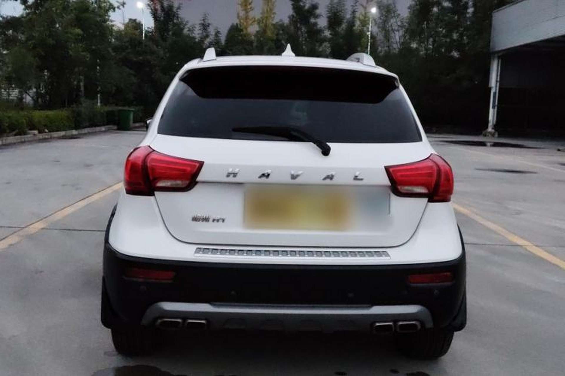 Used Haval H1 2016 Revised Version Blue Badge 1.5L Manual Comfort Edition Exterior 9