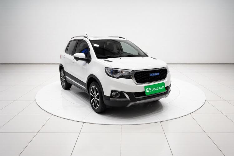 Used Haval H1 2016 Revised Version Blue Badge 1.5L AMT Luxury Edition Front Right 45 Deg