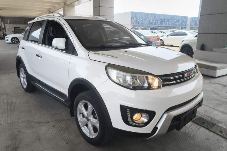 Used Haval H1 2016 Red Label 1.5L Manual Luxury Model Front Right 45 Deg
