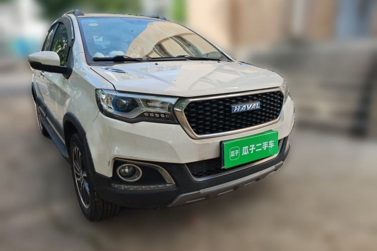 Used Haval H1 2016 Revised Version Blue Badge 1.5L AMT Comfort Edition Front Right 45 Deg