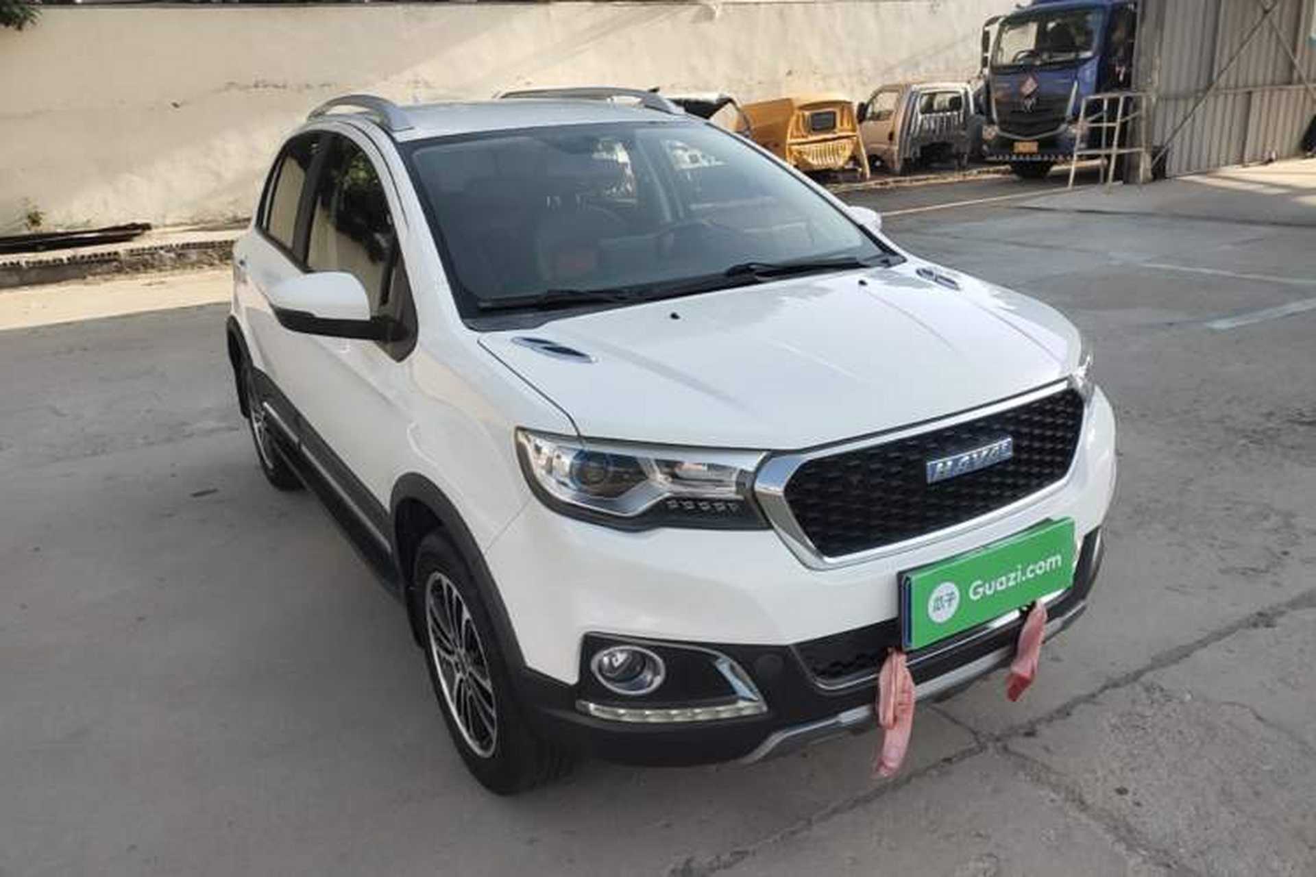 Used Haval H1 2016 Revised Version Blue Badge 1.5L AMT Comfort Edition Front Right 45 Deg