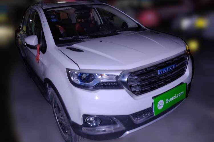 Used Haval H1 2016 Blue Label 1.5L AMT Luxury Model Front Right 45 Deg