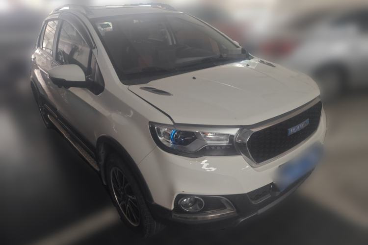 Used Haval H1 2016 Revised Version Blue Badge 1.5L AMT Luxury Edition Front Right 45 Deg