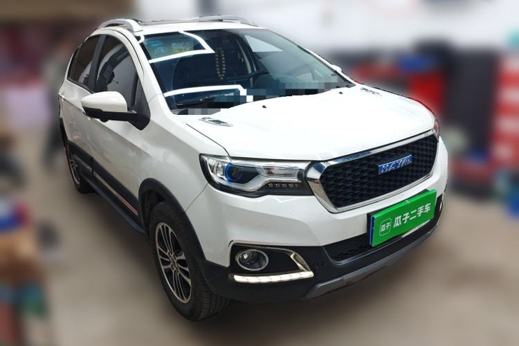 Used Haval H1 2016 Revised Version Blue Badge 1.5L AMT Luxury Edition Front Right 45 Deg