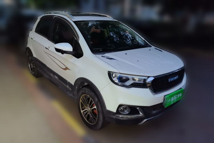 Used Haval H1 2016 Revised Version Blue Badge 1.5L AMT Luxury Edition Front Right 45 Deg