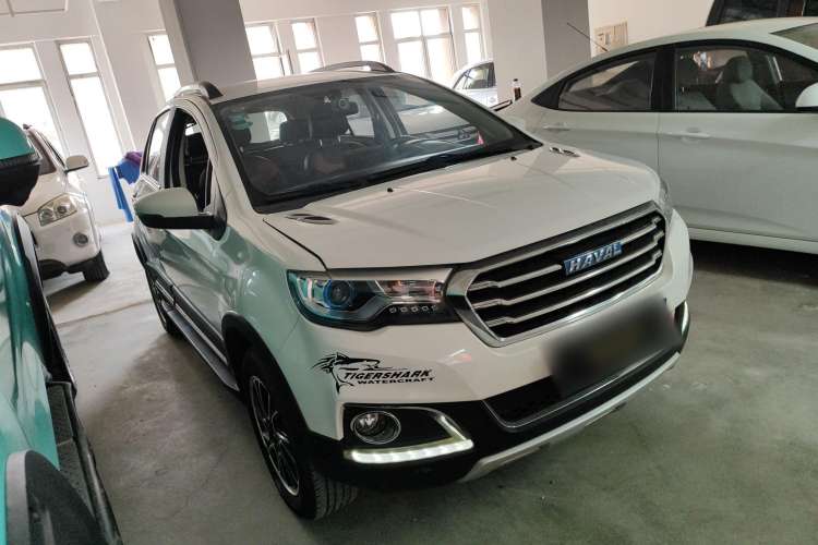 Used Haval H1 2016 Blue Label 1.5L AMT Luxury Model Front Right 45 Deg