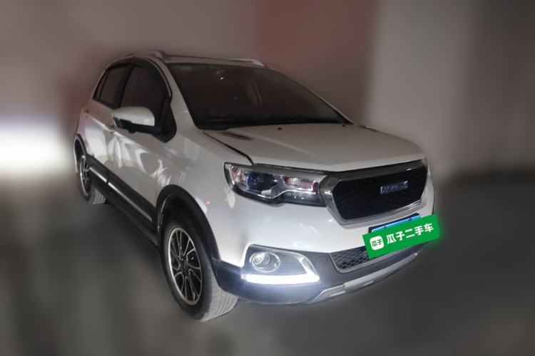Used Haval H1 2016 Revised Version Blue Badge 1.5L AMT Luxury Edition Front Right 45 Deg