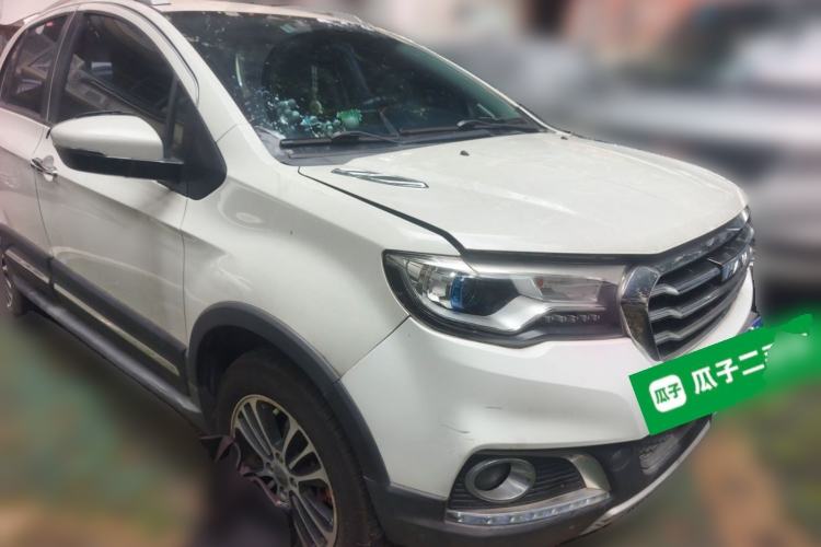 Used Haval H1 2016 Blue Label 1.5L AMT Luxury Model Front Right 45 Deg