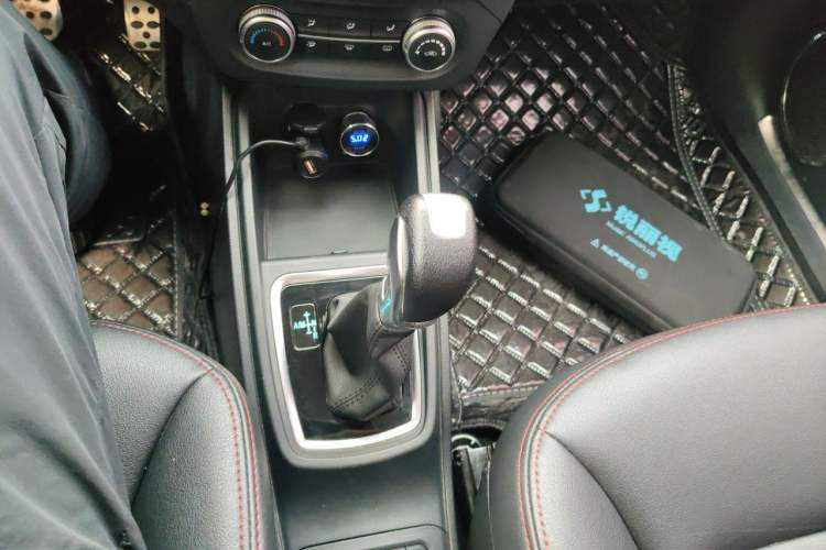 Used Haval H1 2016 Blue Label 1.5L AMT Luxury Model Gear Lever