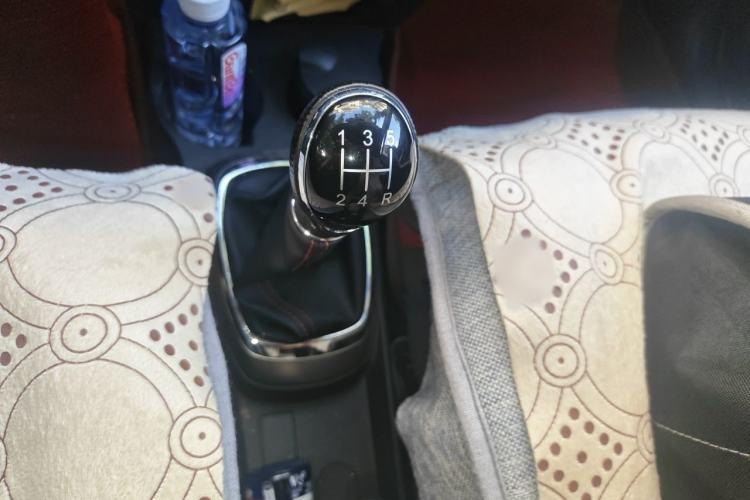Used Haval H1 2016 Red Label 1.5L Manual Standard Model Gear Lever