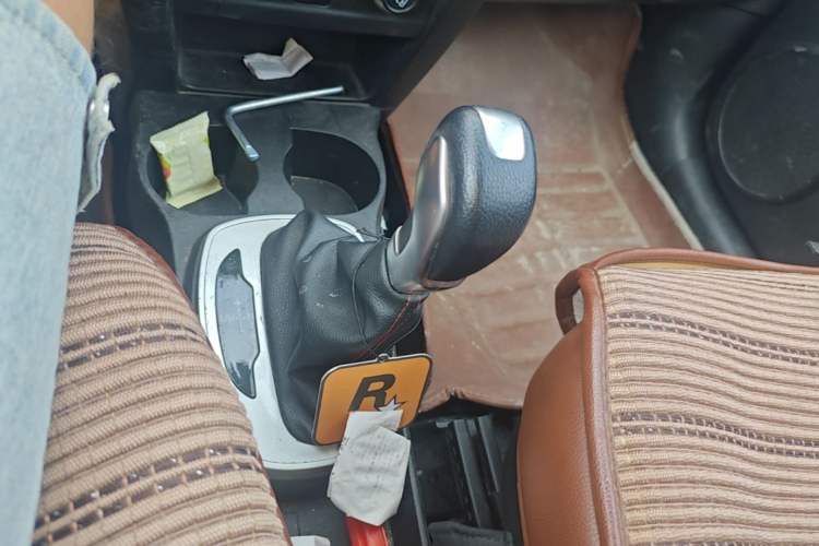 Used Haval H1 2016 Red Label 1.5L AMT Comfort Model Gear Lever