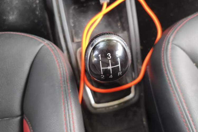 Used Haval H1 2016 Blue Label 1.5L Manual Luxury Model Gear Lever