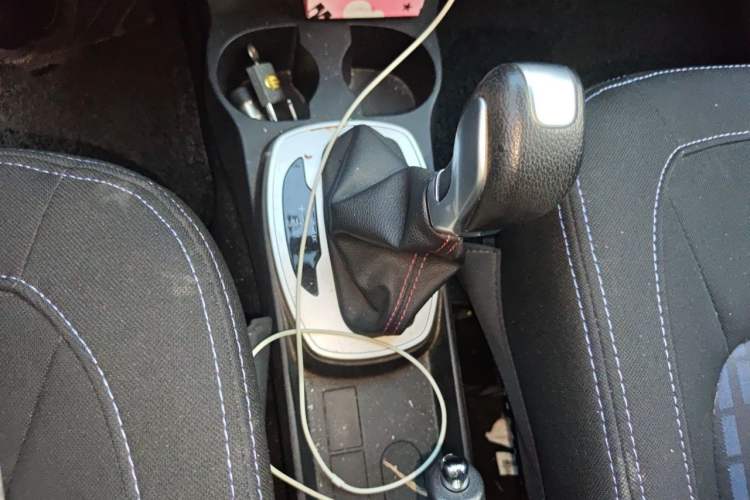 Used Haval H1 2016 Red Label 1.5L AMT Comfort Model Gear Lever
