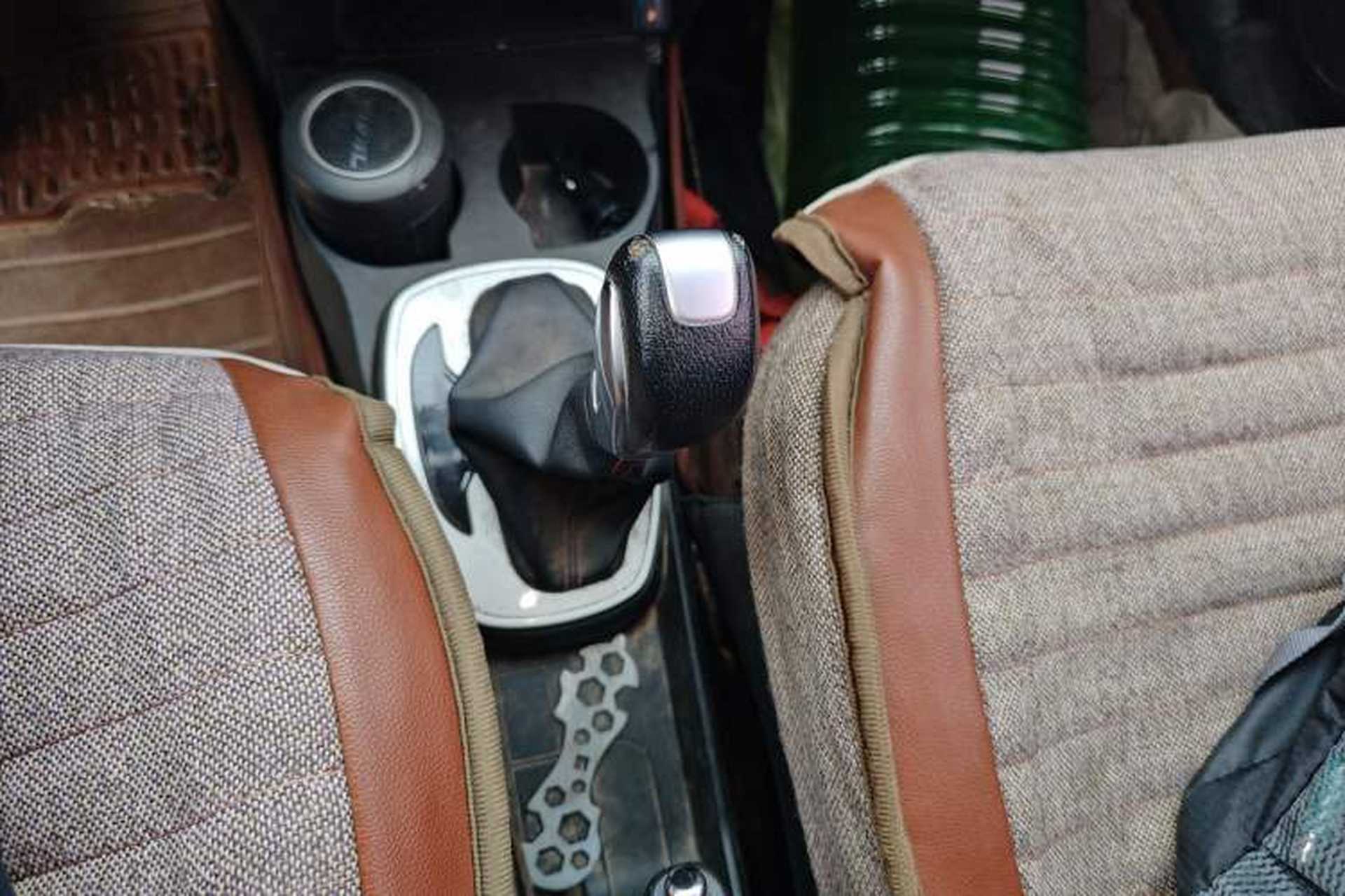 Used Haval H1 2016 Red Label 1.5L AMT Comfort Model Gear Lever