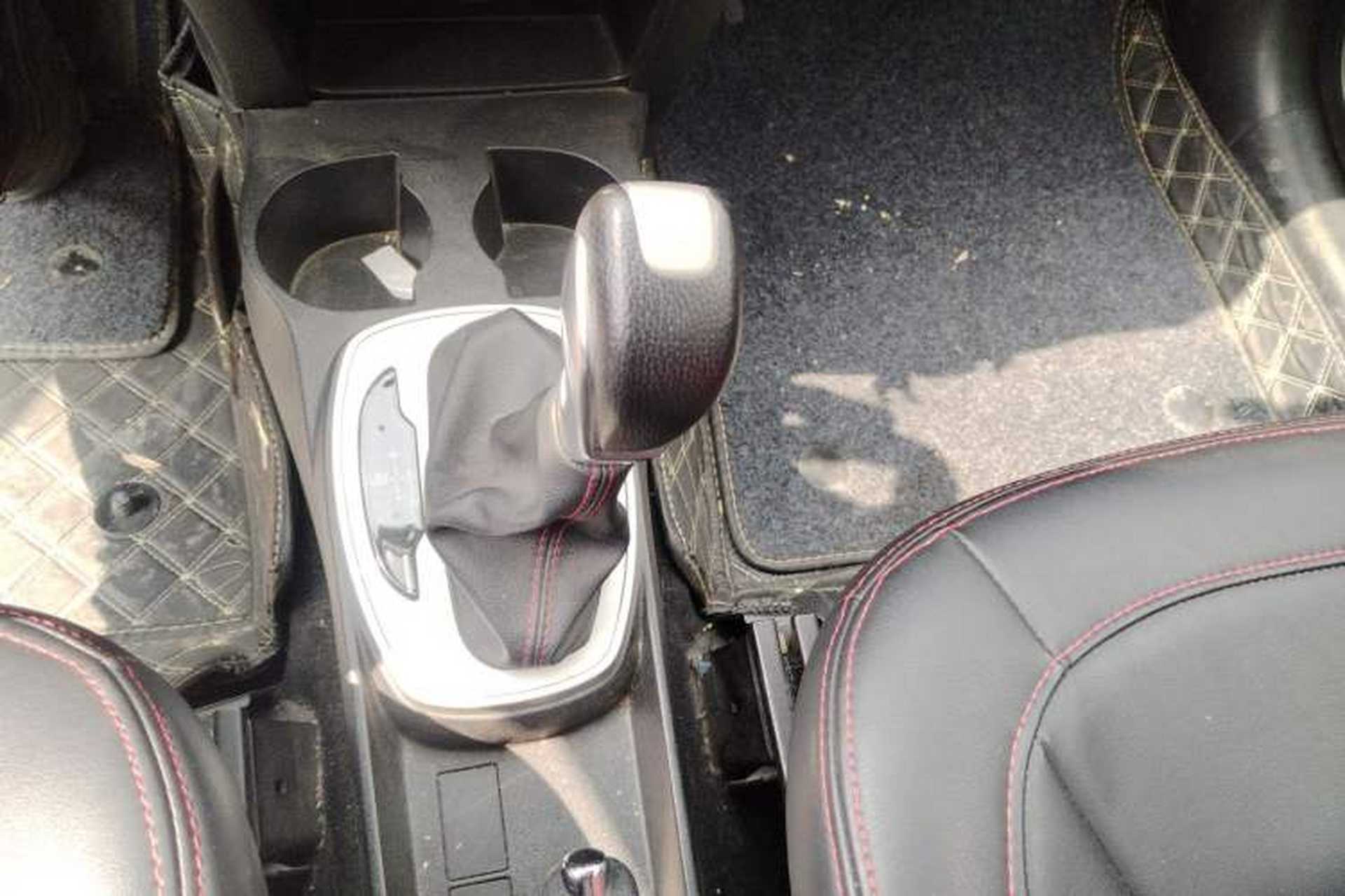 Used Haval H1 2016 Red Label 1.5L AMT Comfort Model Gear Lever