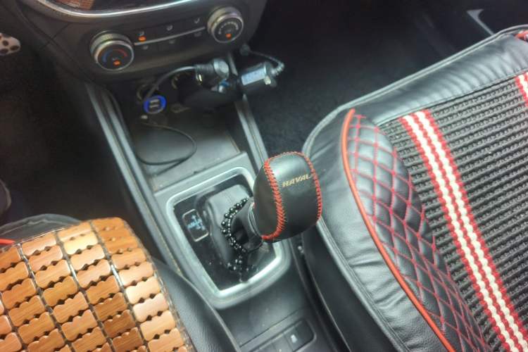 Used Haval H1 2016 Blue Label 1.5L AMT Luxury Model Gear Lever