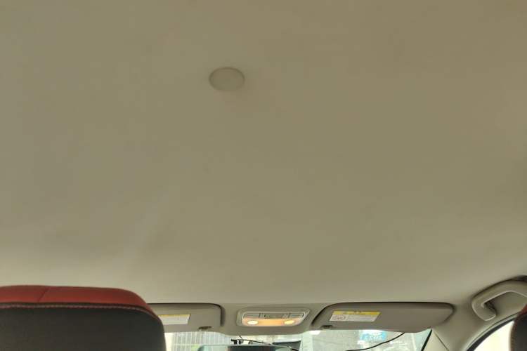 Used Haval H1 2016 Red-Label 1.5L AMT Luxury Model Headliner