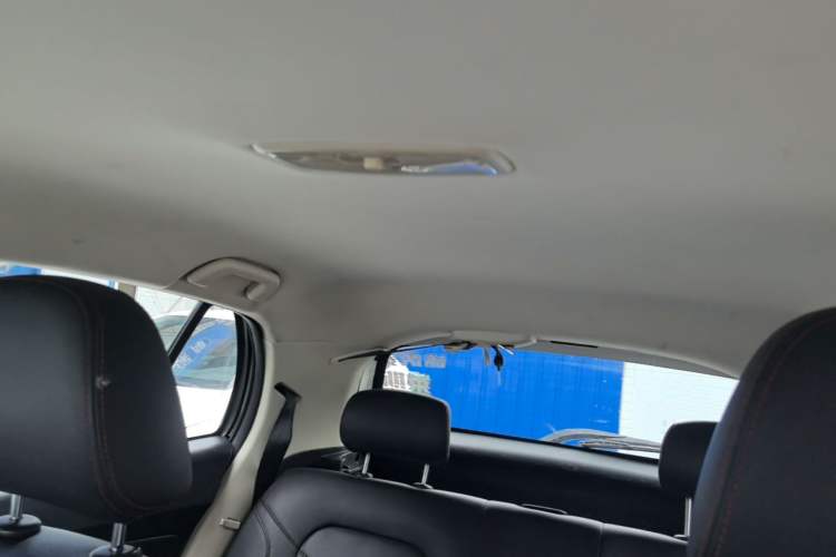 Used Haval H1 2016 Revised Version Blue Badge 1.5L AMT Comfort Edition Headliner