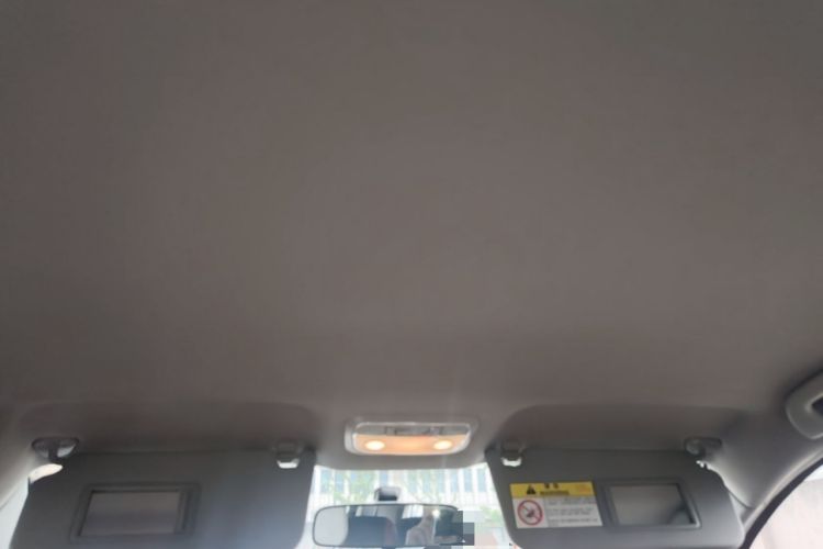 Used Haval H1 2016 Red-Label 1.5L AMT Luxury Model Headliner