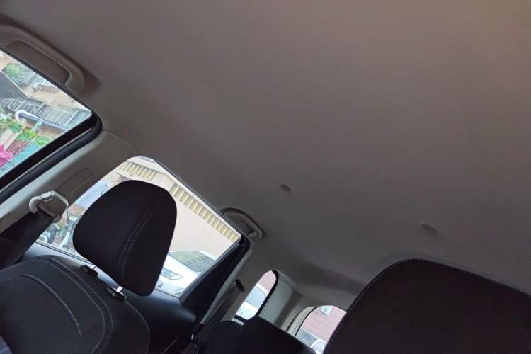 Used Haval H1 2016 Red Label 1.5L AMT Comfort Model Headliner