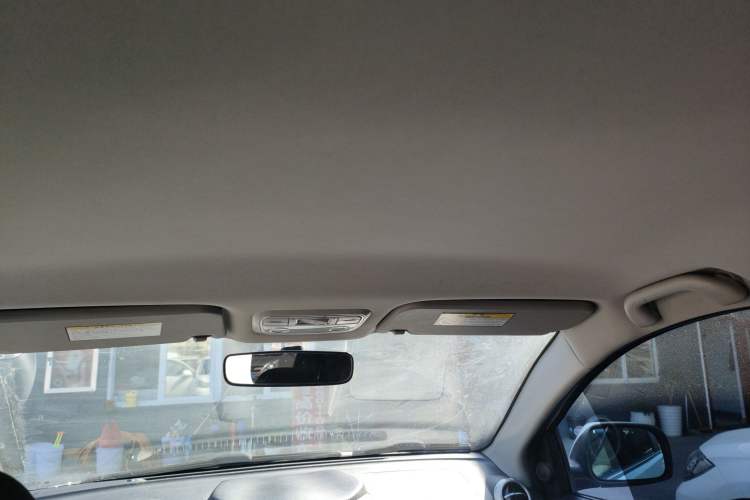 Used Haval H1 2016 Red Label 1.5L AMT Comfort Model Headliner