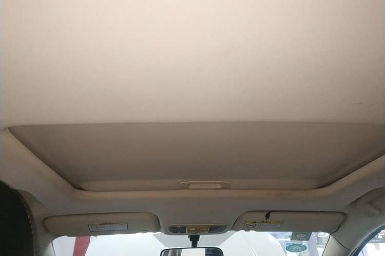 Used Haval H1 2016 Revised Version Blue Badge 1.5L AMT Luxury Edition Headliner